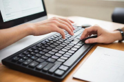 打字时如何优雅地关闭键盘声音，实用技巧大揭秘，优雅关闭键盘声音的打字技巧全解析