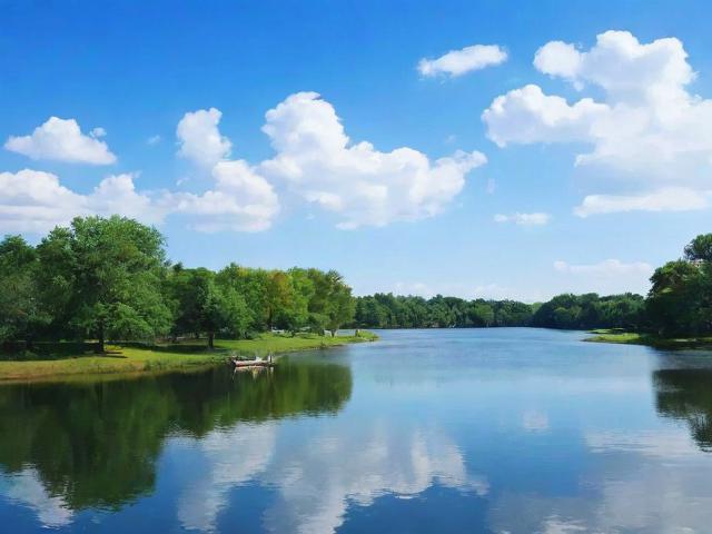 如何优雅地关闭朋友圈，告别喧嚣，回归宁静的自我空间