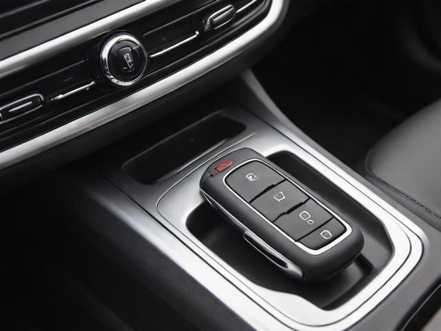 车钥匙关闭功能解析，轻松掌握车辆锁闭技巧